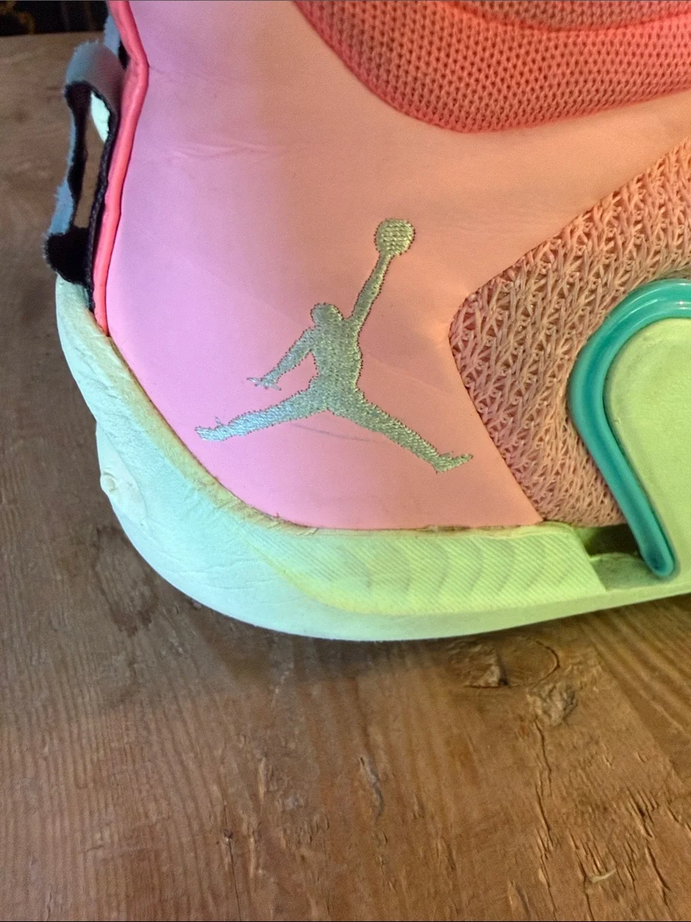 Jordan Men’s Pink and Aqua Athletic Sneakers